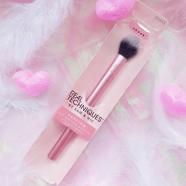 Real Techniques.Real Techniques For Setting Powder And Highlighter Brush,Real Techniques For Setting Powder And Highlighter Brush ราคา,Real Techniques For Setting Powder And Highlighter Brush รีวิว,Real Techniques For Setting Powder And Highlighter Brush pantip,Real Techniques For Setting Powder And Highlighter Brush jeban