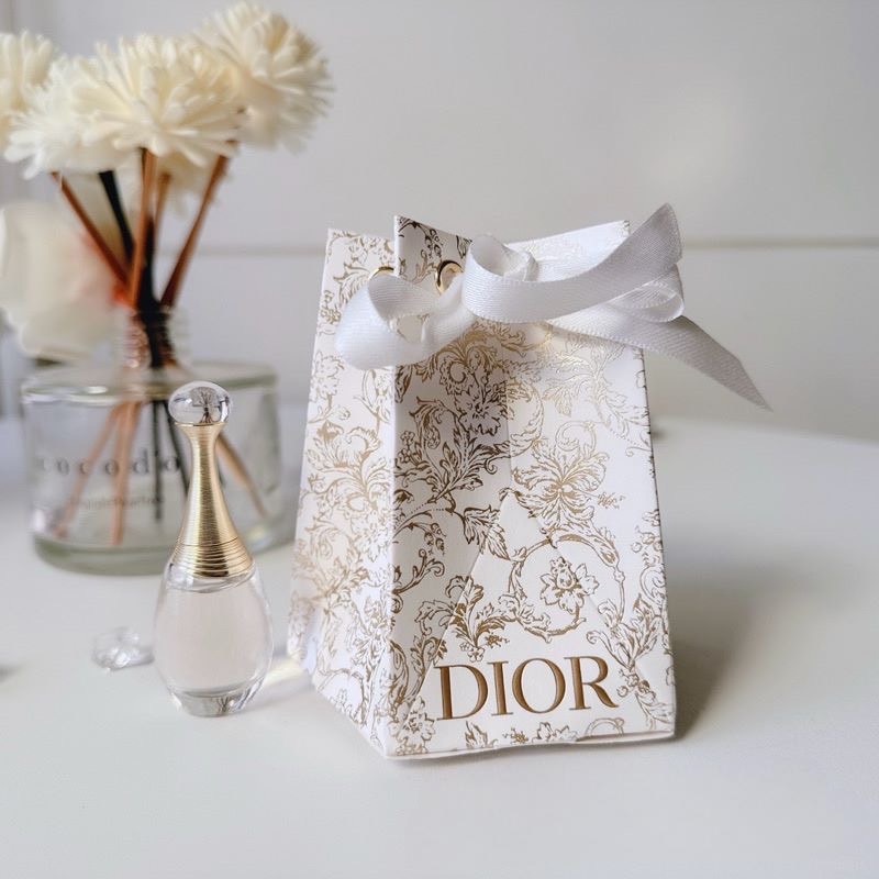 Dior Jadore EDP 5 ml Holiday Collection 2023 , Dior Jadore EDP 5 ml x mas Collection 2023 ,Dior Jadore EDP 5 ml Holiday Collection 2023 ราคา , Dior Jadore EDP 5 ml Holiday Collection 2023 รีวิว , Dior Jadore EDP 5 ml , Dior Jadore EDP 5 ml ซื้อ , Dior Jadore EDP 5 ml หอมไหม , น้ำหอม Dior , DIOR , น้ำหอม Dior ของแท้