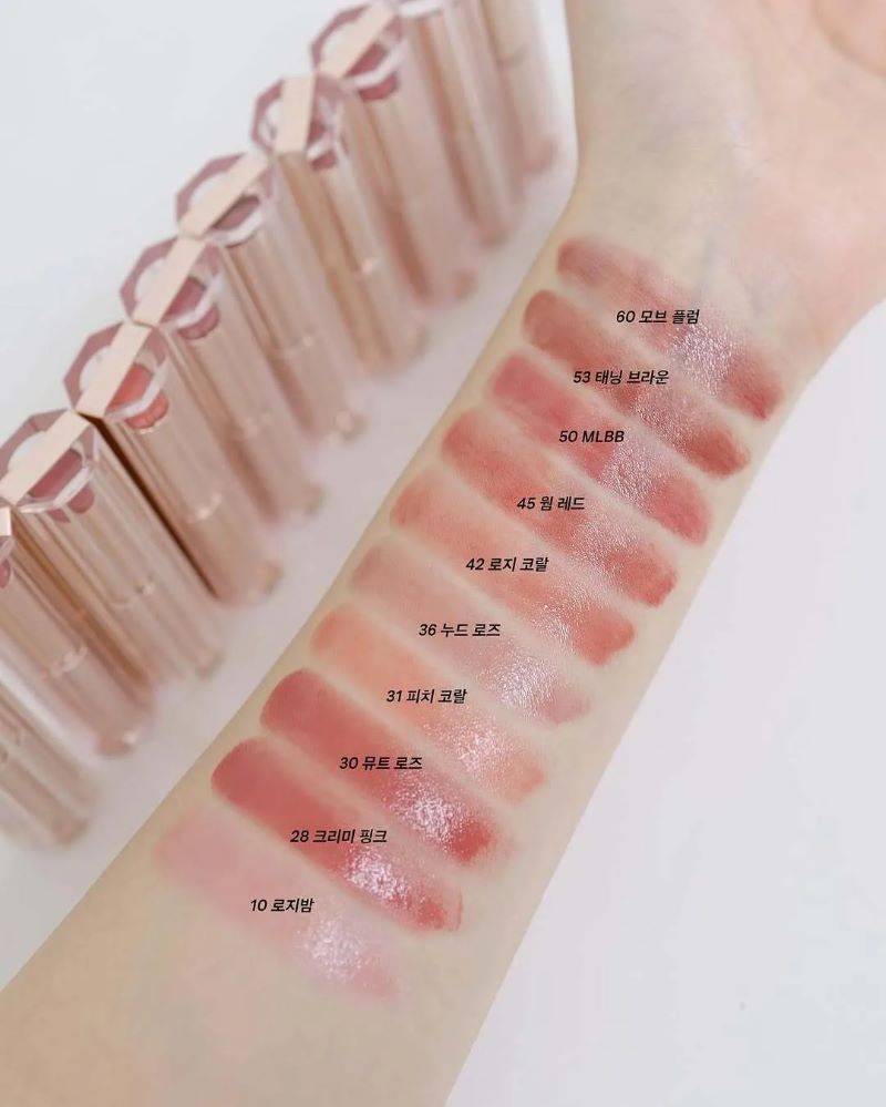 Lancome Lip Idole Butter Glow 0.8g #30 Lisa's Coral Glow , Lancome Lip Idole Butter Glow , ลิปสติกลังโคม , Lancome Lip Idole Butter Glow ราคา , Lancome Lip Idole Butter Glow รีวิว , Lancome Lip Idole Butter Glow สีไหนสวย